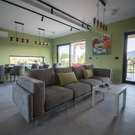 Kosmaj Ikigai Villa Nemenikuce